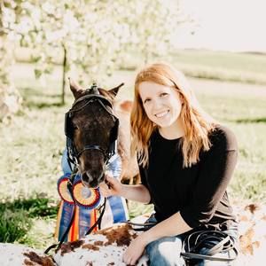 Meet your Posher, Jasmine